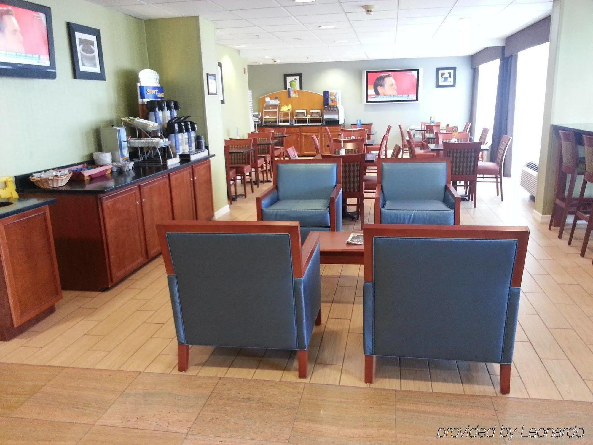 Holiday Inn Express & Suites Allentown-Dorney Park Area By Ihg Ресторан фото